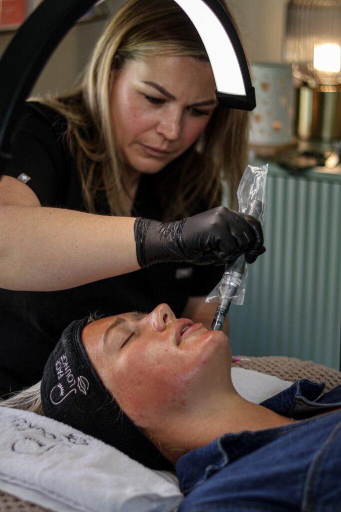 face-lounge-cotswolds-huddle (7)