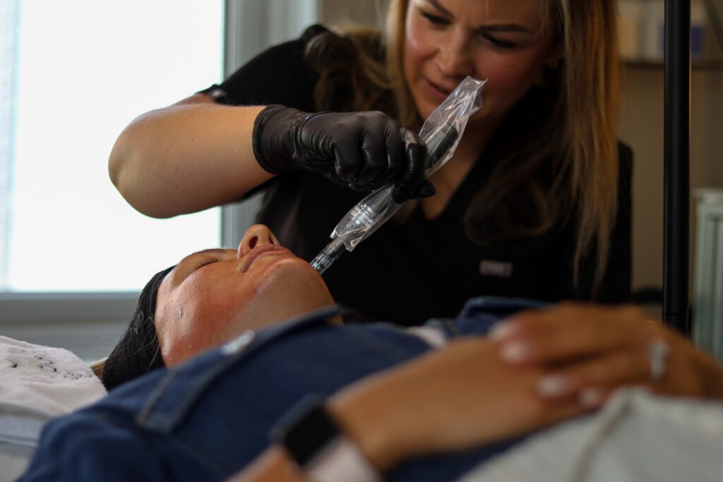 face-lounge-cotswolds-huddle (8)